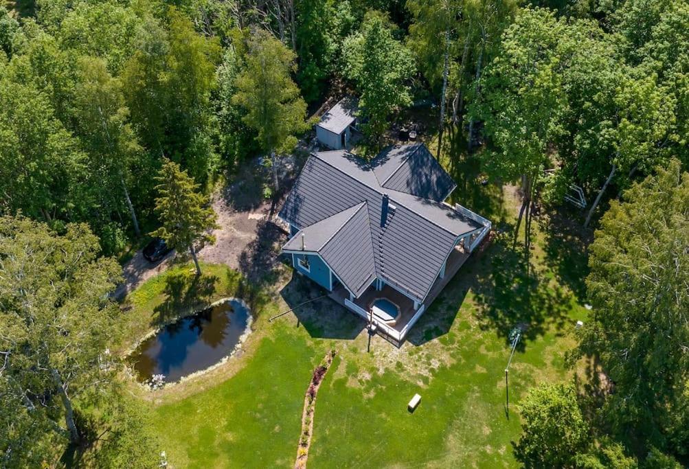 Modern Villa With Sauna & Hot Tub Hiiumaa Buitenkant foto